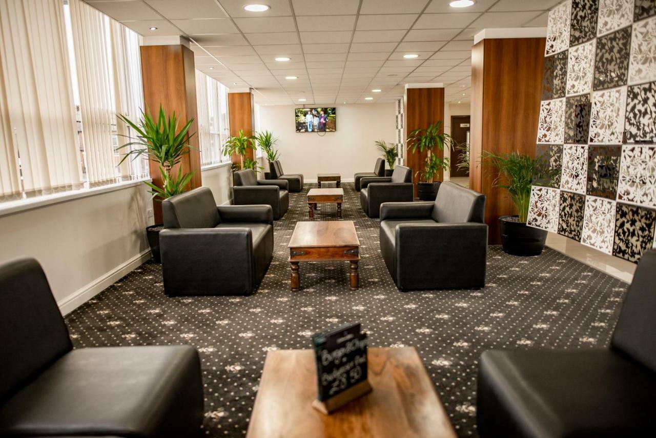 Ox Hotel Manchester Swinton  Buitenkant foto